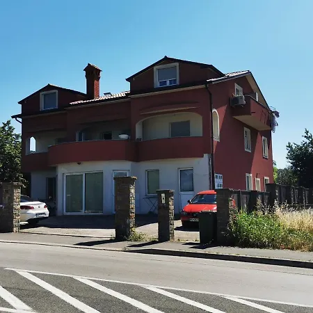 Апартаменты Apartma Lew,