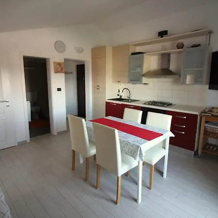 Apartma Lew, Apartment *