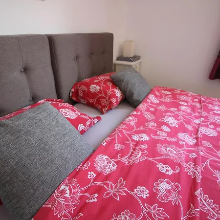 Apartma Lew, Apartment Izola