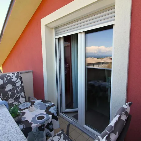 Apartment Apartma Lew, *